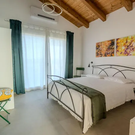Margherita Villa Francavilla dʼEte